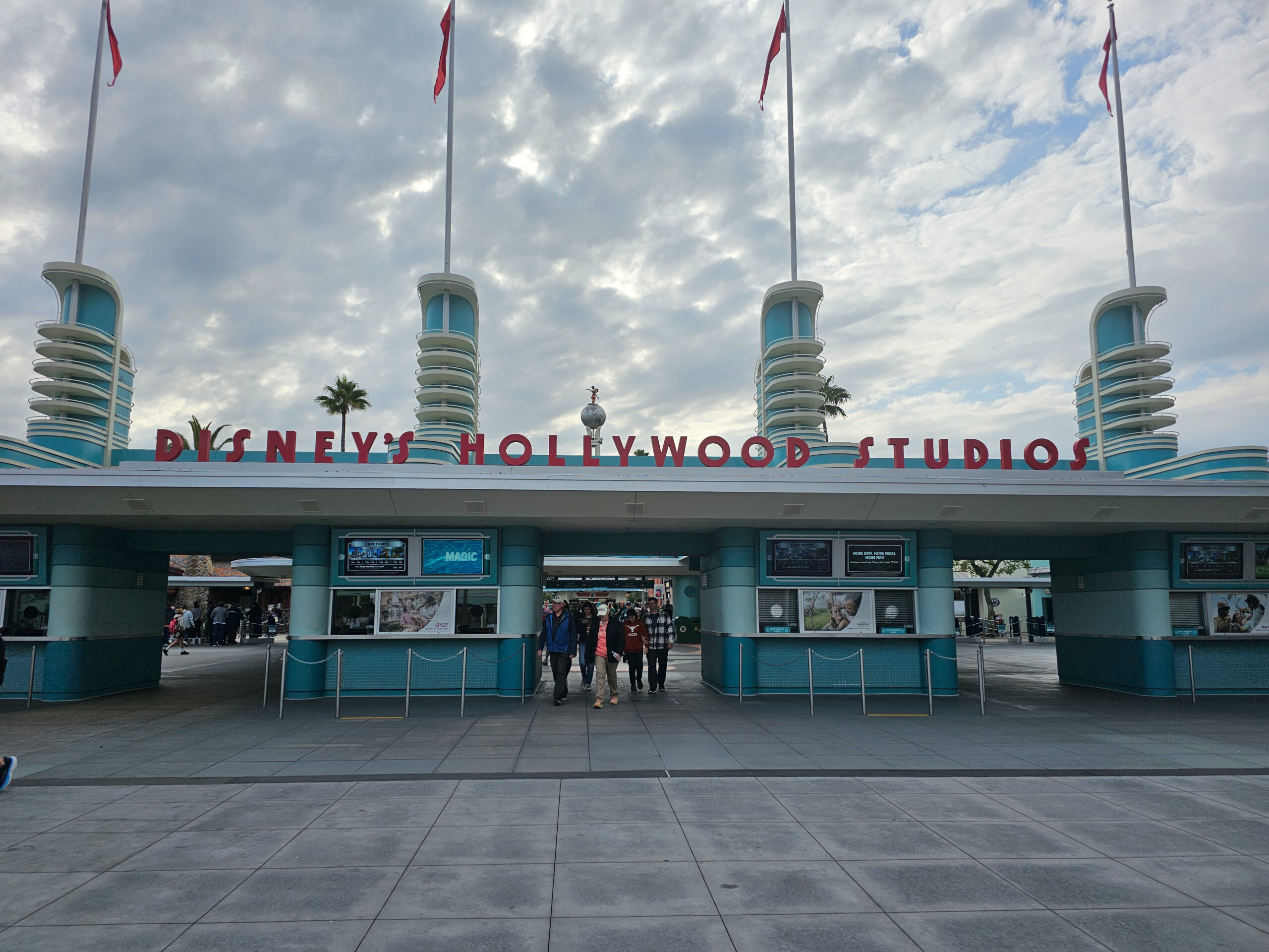 HOLLYWOOD STUDIOS